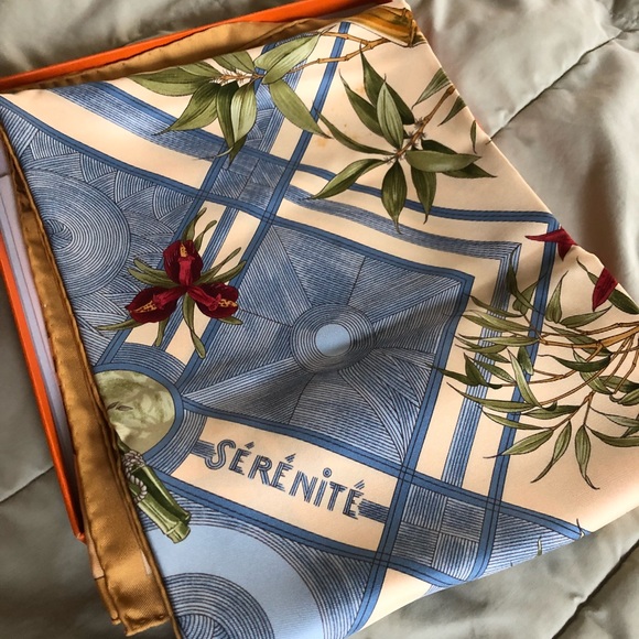 Hermès scarf - Picture 3 of 7